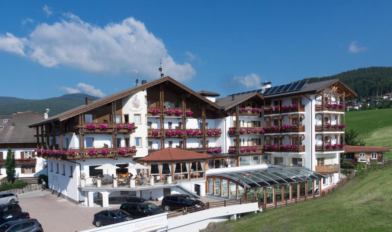 Hotel Alpenfrieden Maranza Exterior photo